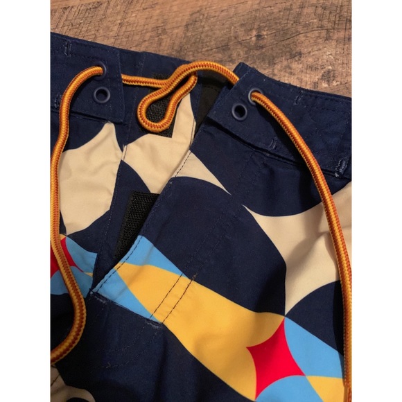 🌻 .•2 For $10•. 32 Swim Trunks Paradise City - Picture 5 of 5